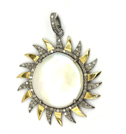Star Silver Diamond Pendant With Pearl Stone
