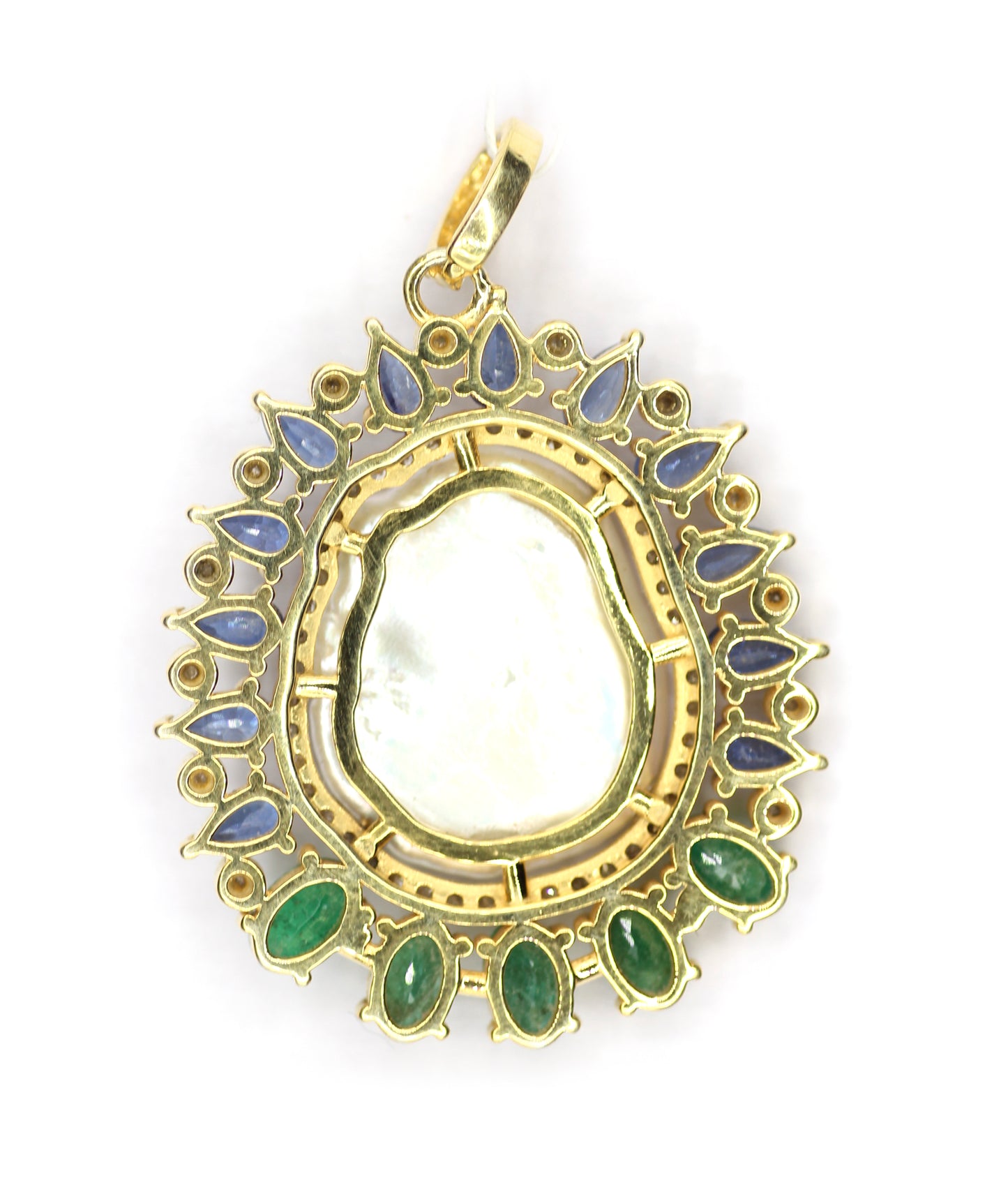 Pearl pendant in 925 silver with pave diamonds and Emerald Stone