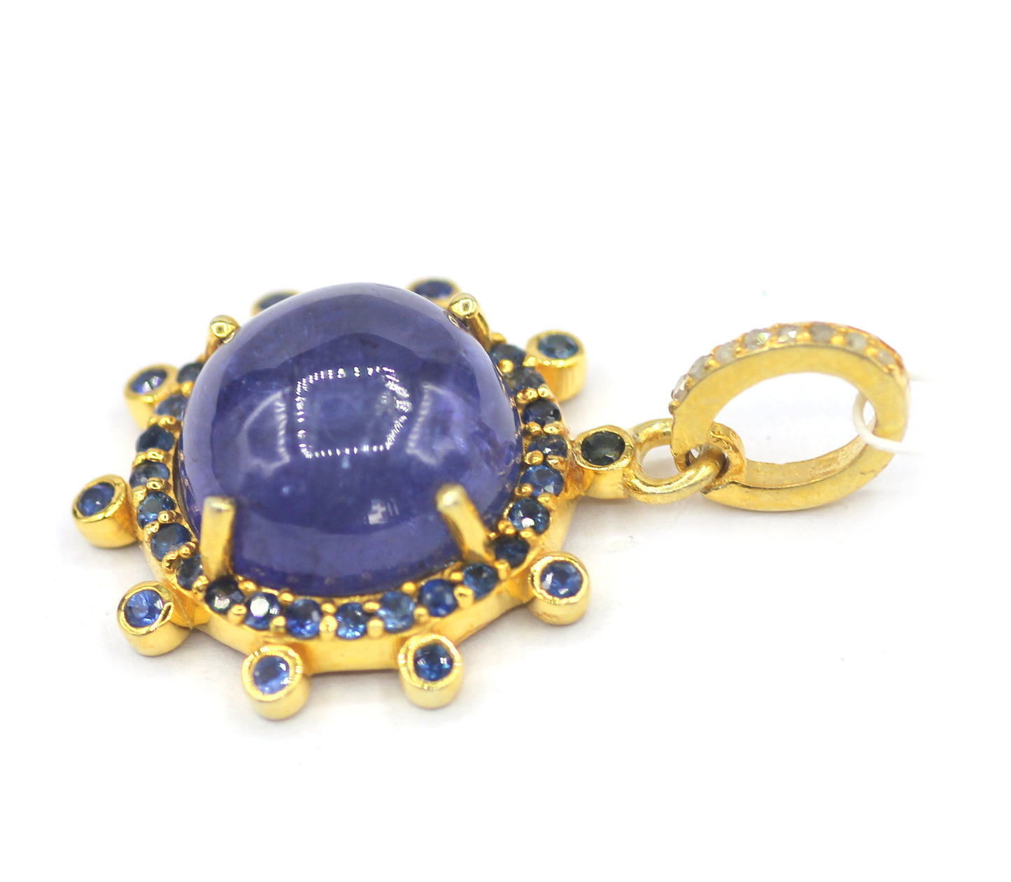 Tanzanite Round Silver Diamond Pendant With Blue Sapphire stone