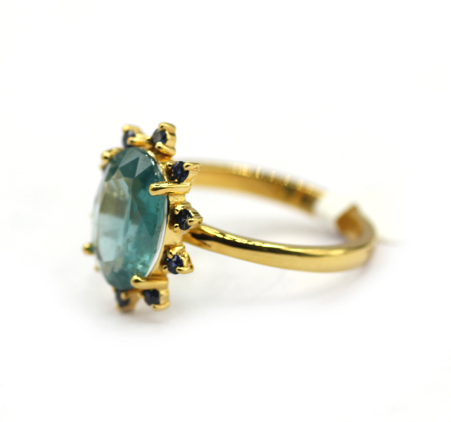 Green Kyanite Silver Ring With Blue sapphire Stone