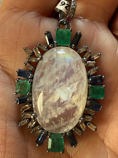 Oval Emerald baguette Diamond Pendant