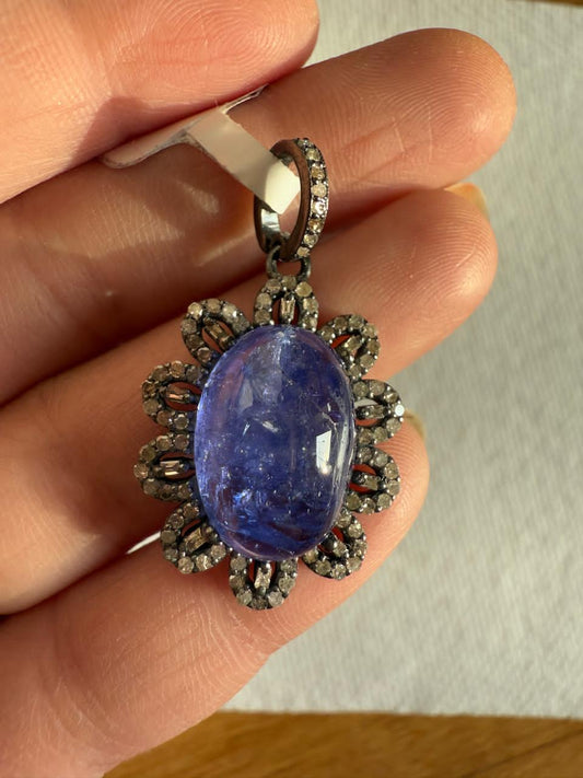 Tanzanite Diamond Pendant