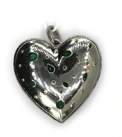 Heart Pave Diamond Pendant With emerald Stone