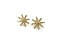 Flower 14k Solid Gold Diamond Earring. Genuine handmade pave diamond Earring. 14k Solid Gold Diamond Earring..