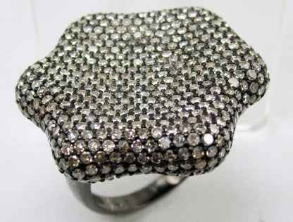 Rounded Craved Hexagon Diamond Ring