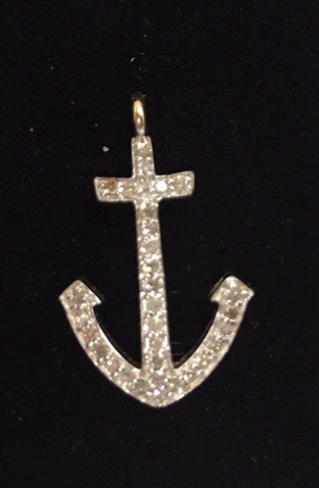 Anchor design 14K Solid Gold Pendant is a true statement piece