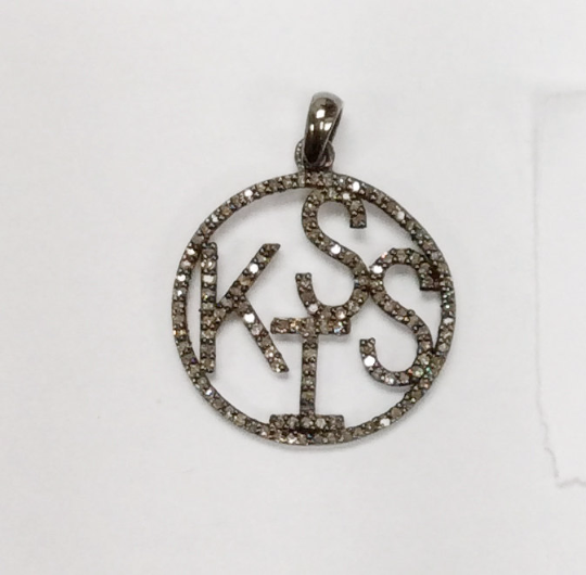 Kiss Diamond Pendant