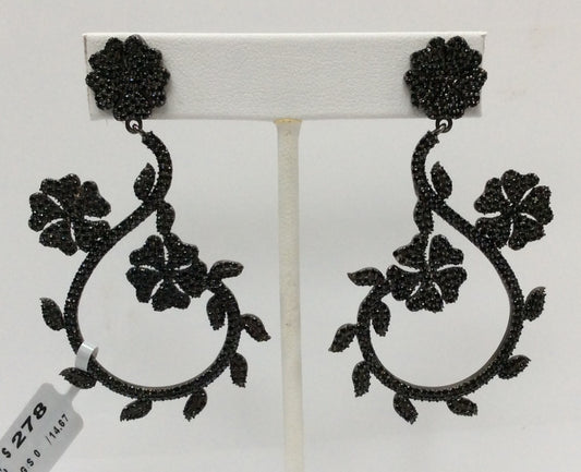 Earring Black Spinel
