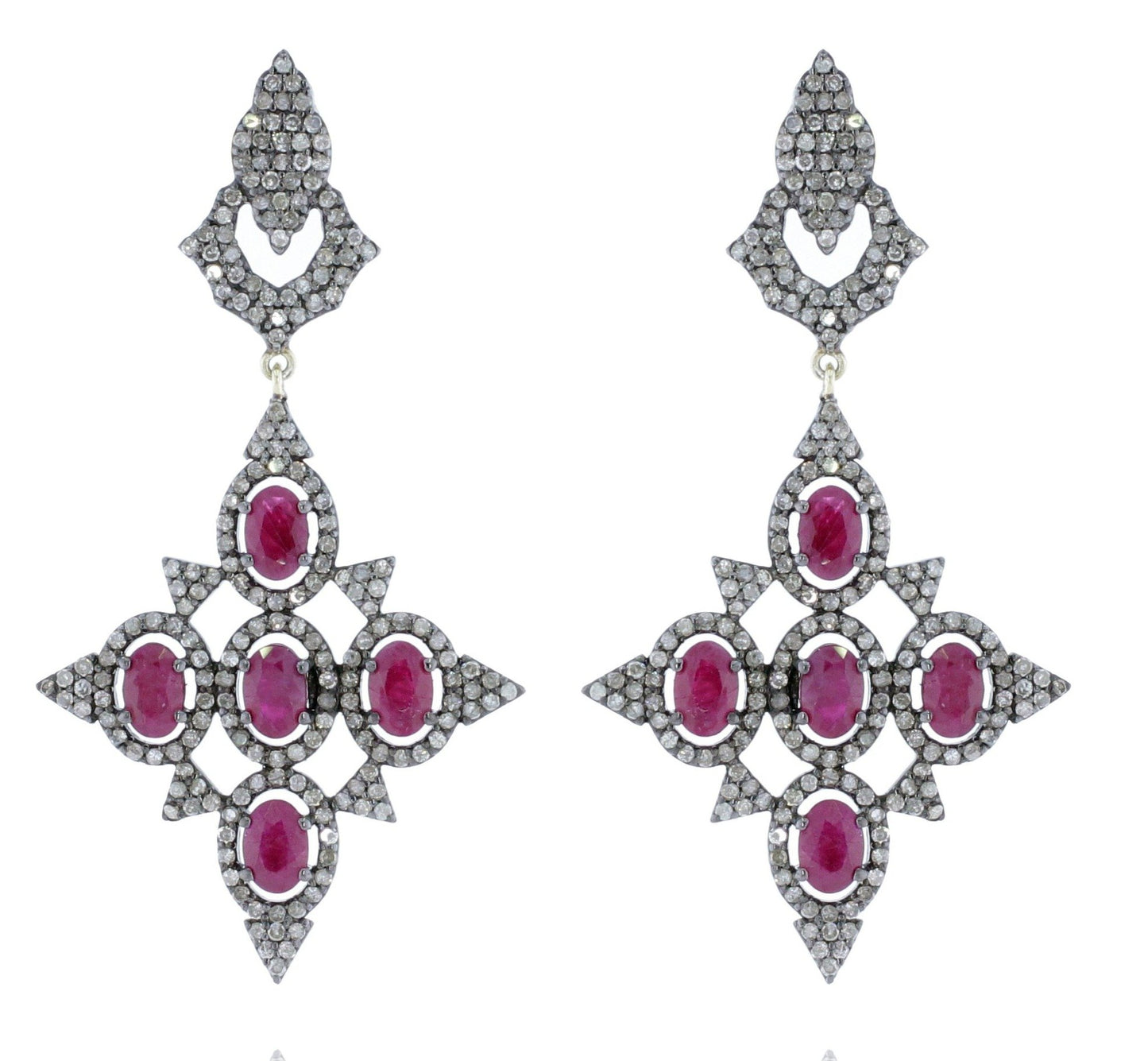 DESIGNER PARTY EARRING WITH DIAMOND AND GEMSTONES