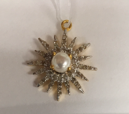 14K Solid Gold Sun Burst Diamond Pendants. Genuine handmade pave diamond Pendant. Approx Size 0.72 "(18 mm)