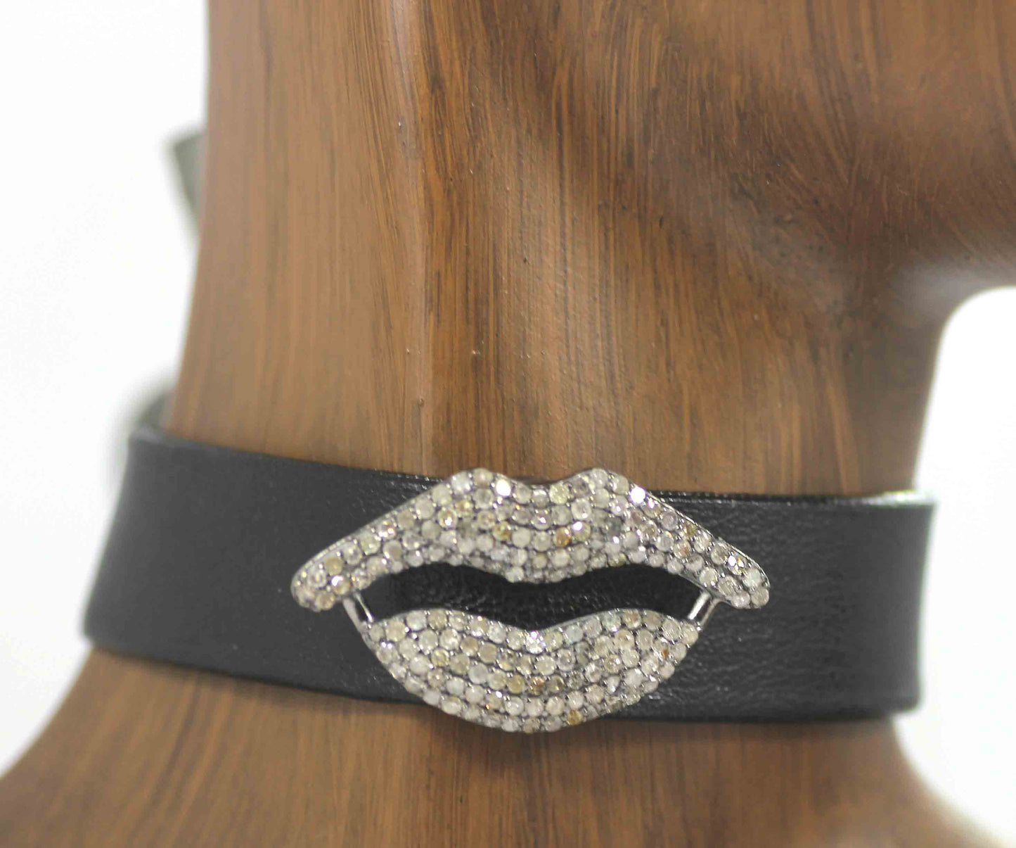 Lips Shape Leather Choker Necklaces With Pave Diamond. 925 Oxidized Sterling Silver Diamond necklaces, Genuine handmade pave diamond necklaces.