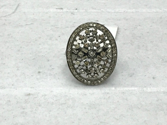 Oval Shape Diamond Ring (Rectangular Diamond)