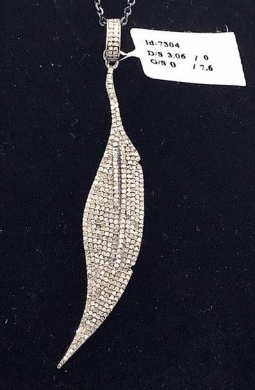 Long Leaf Shape diamond Pendant