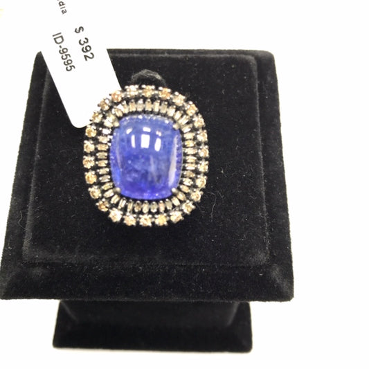 Tanzanite and Diamond Ring