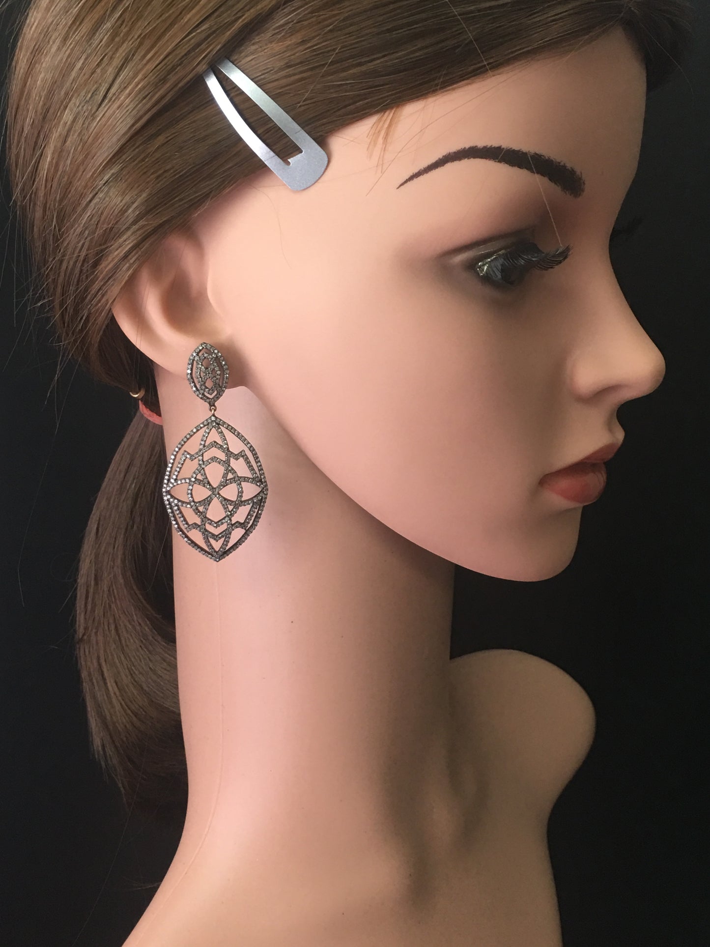 Fancy Oval Shape Diamond Earring