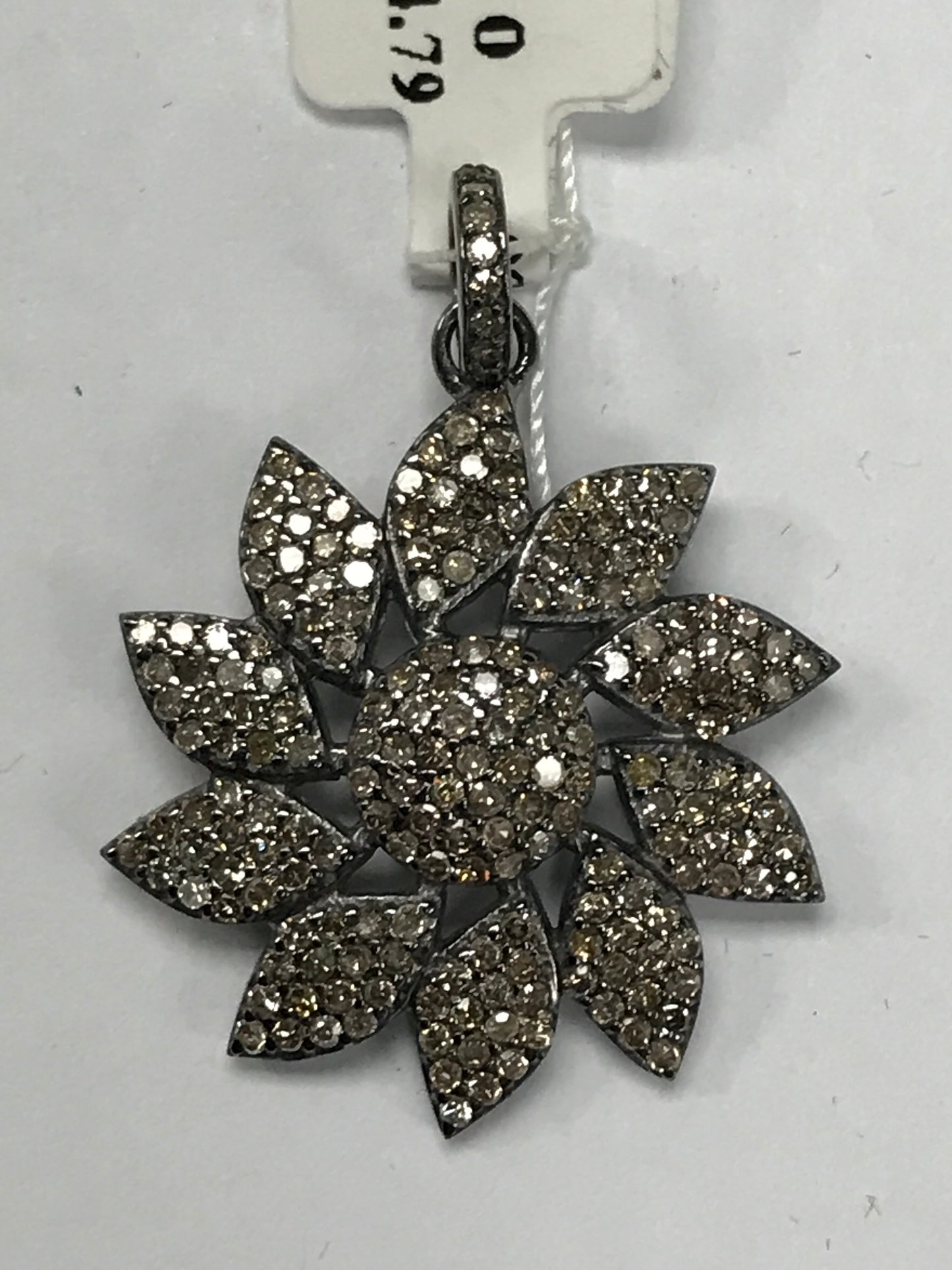 Flower Shape Diamond Pendants, Approx 25 mm