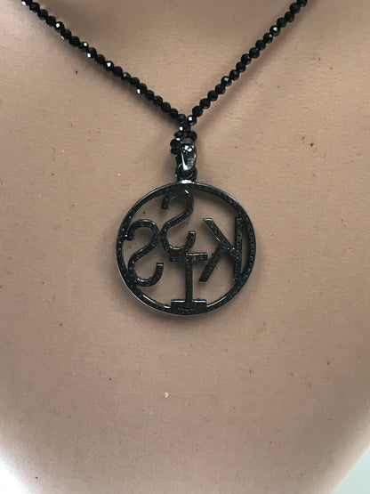 Kiss Diamond Pendant