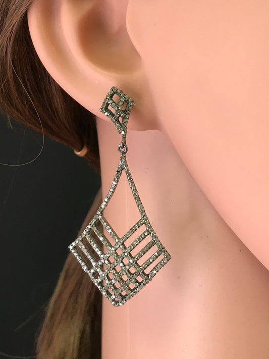 DIAMOND SILVER EARRRINGS
