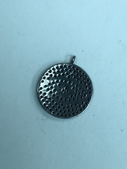 Overlap Circle Black Spinel Charm