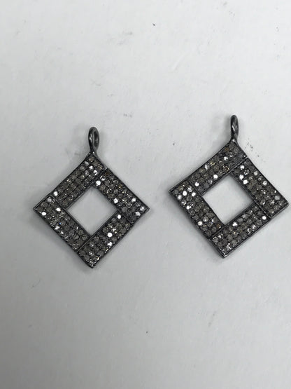 PENDANTS & CHARMS