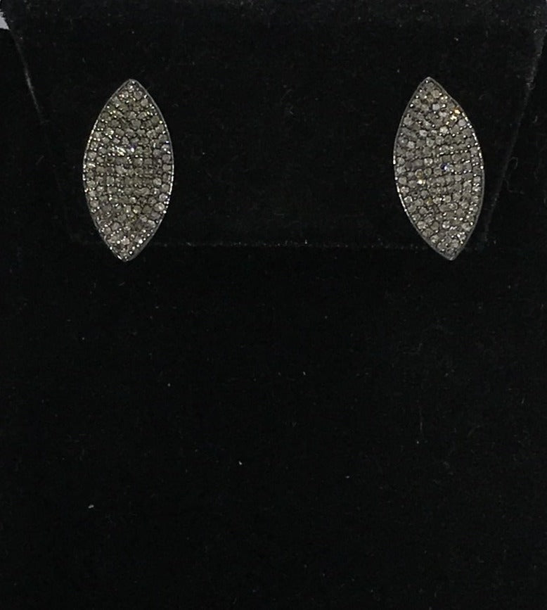 Oval Shape Diamond Earring Stud