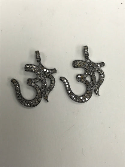 Omm Diamond Pendant