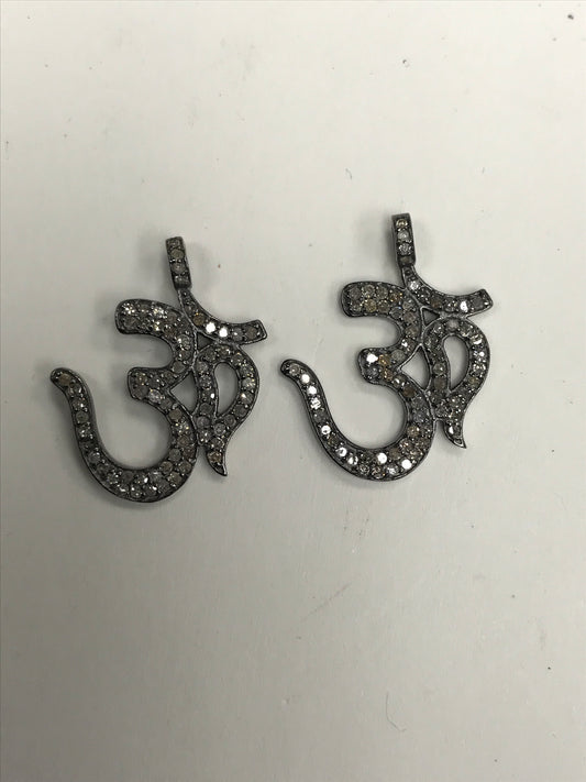 Omm Diamond Pendant