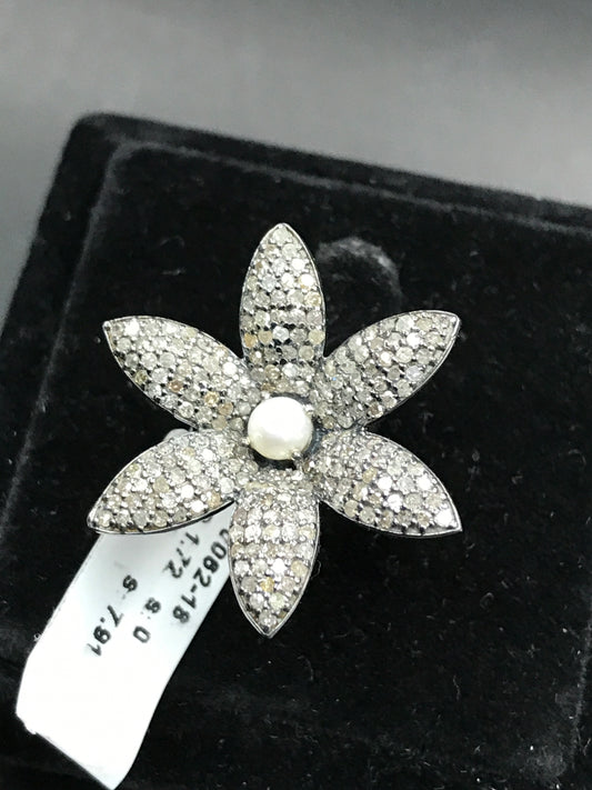 Flower Pave Diamond Ring