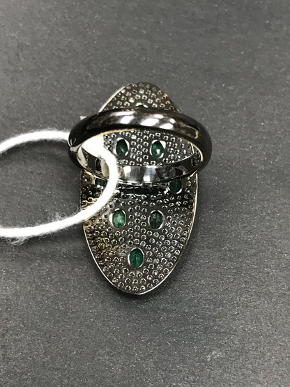 Oval Diamond Ring with Emerald Stone