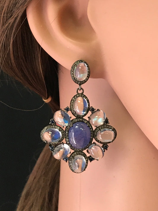 Opal Embedded Diamond Earring