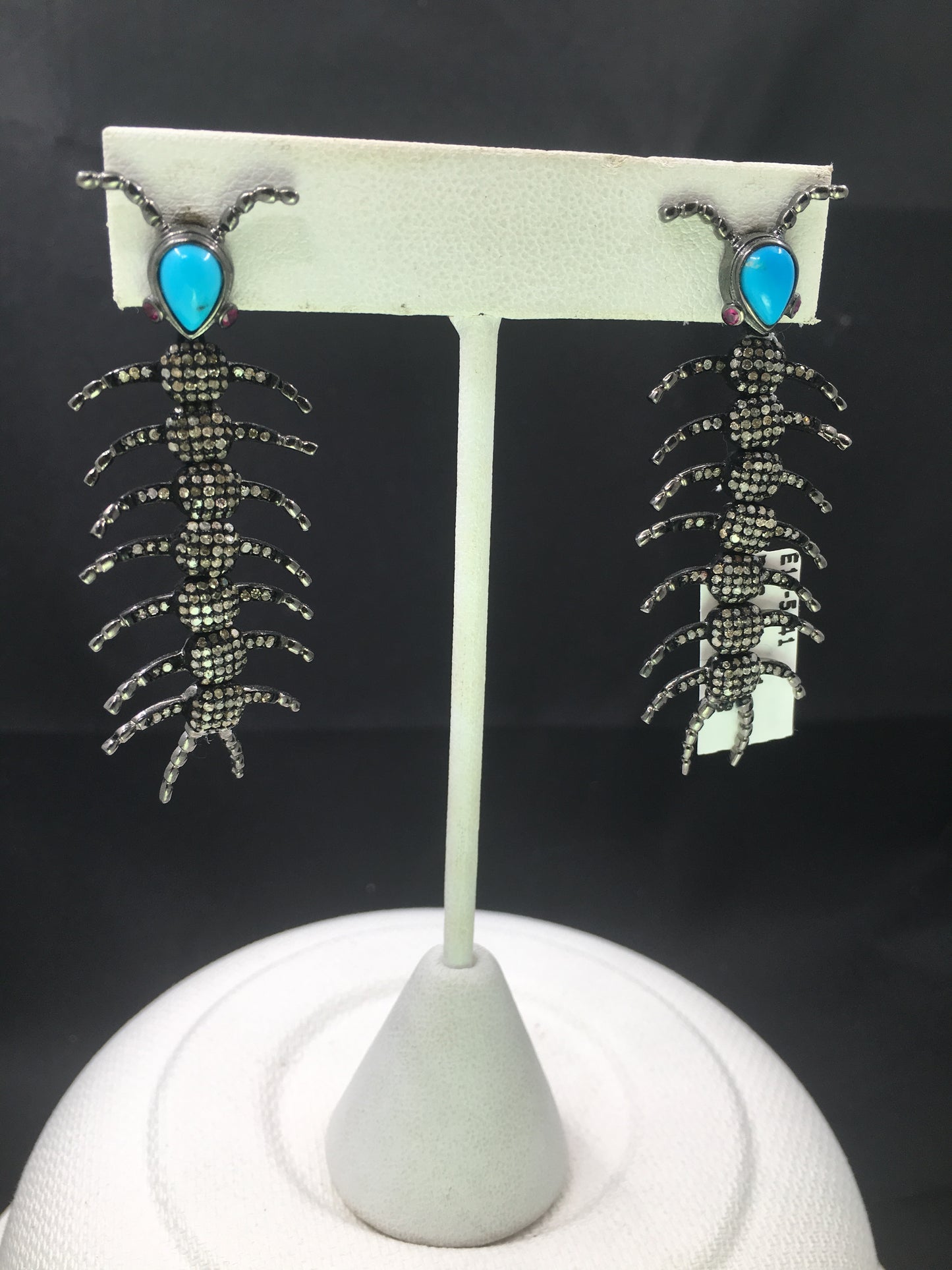 PENDANTS & CHARMS