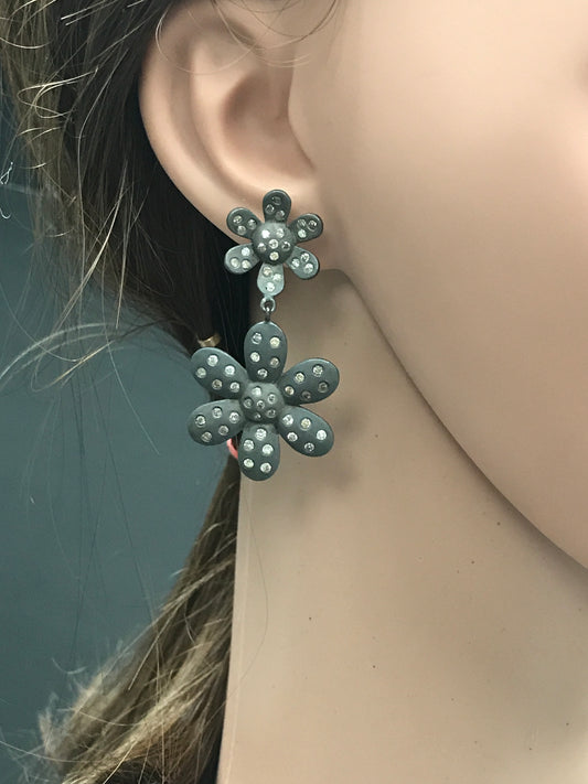 Flower Shape Diamond Earring .925 Oxidized Sterling Silver Diamond Earring, Genuine handmade pave diamond Earring.