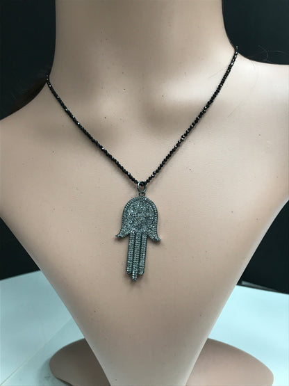 PENDANTS & CHARMS