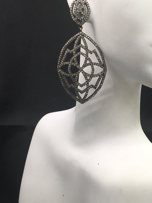 Fancy Oval Shape Diamond Earring