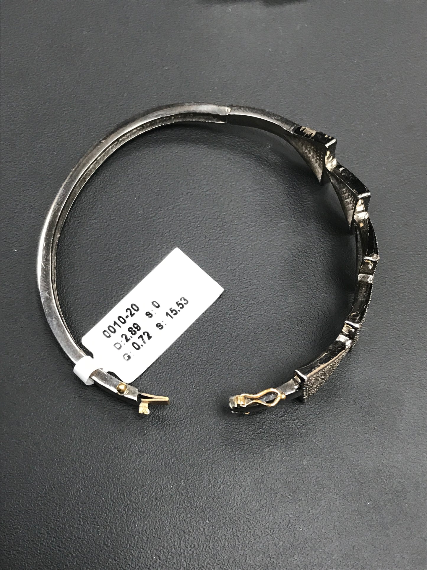 BANGLES