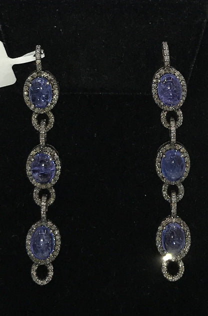 Tanzanite and Diamond Earring