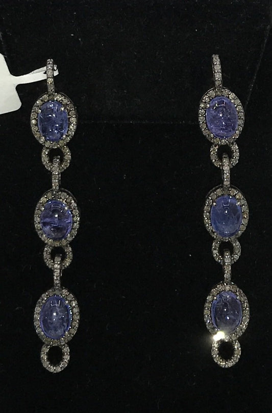 Tanzanite and Diamond Earring