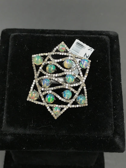 Star Pave Diamond Ring