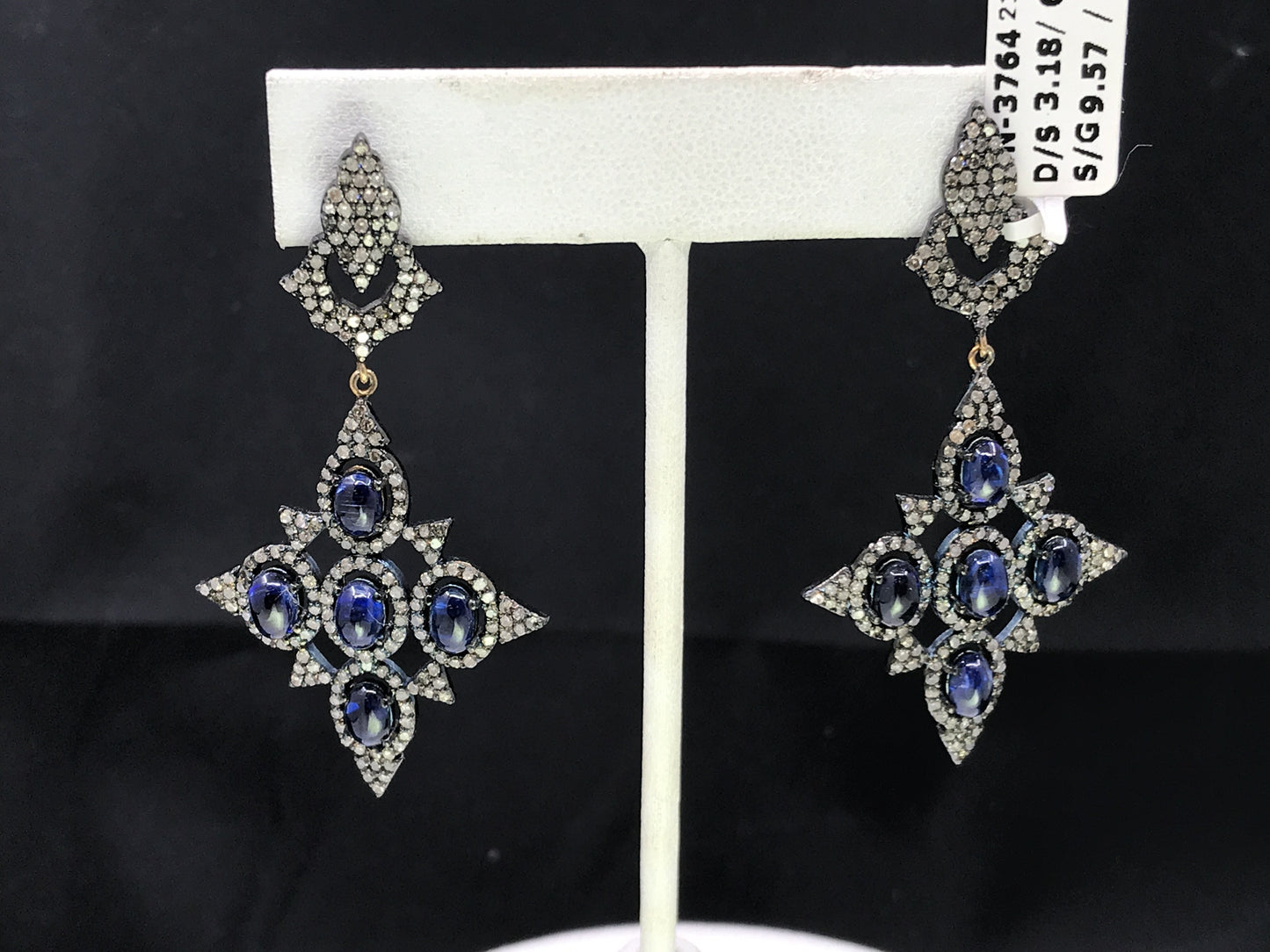 DESIGNER PARTY EARRING WITH DIAMOND AND GEMSTONES