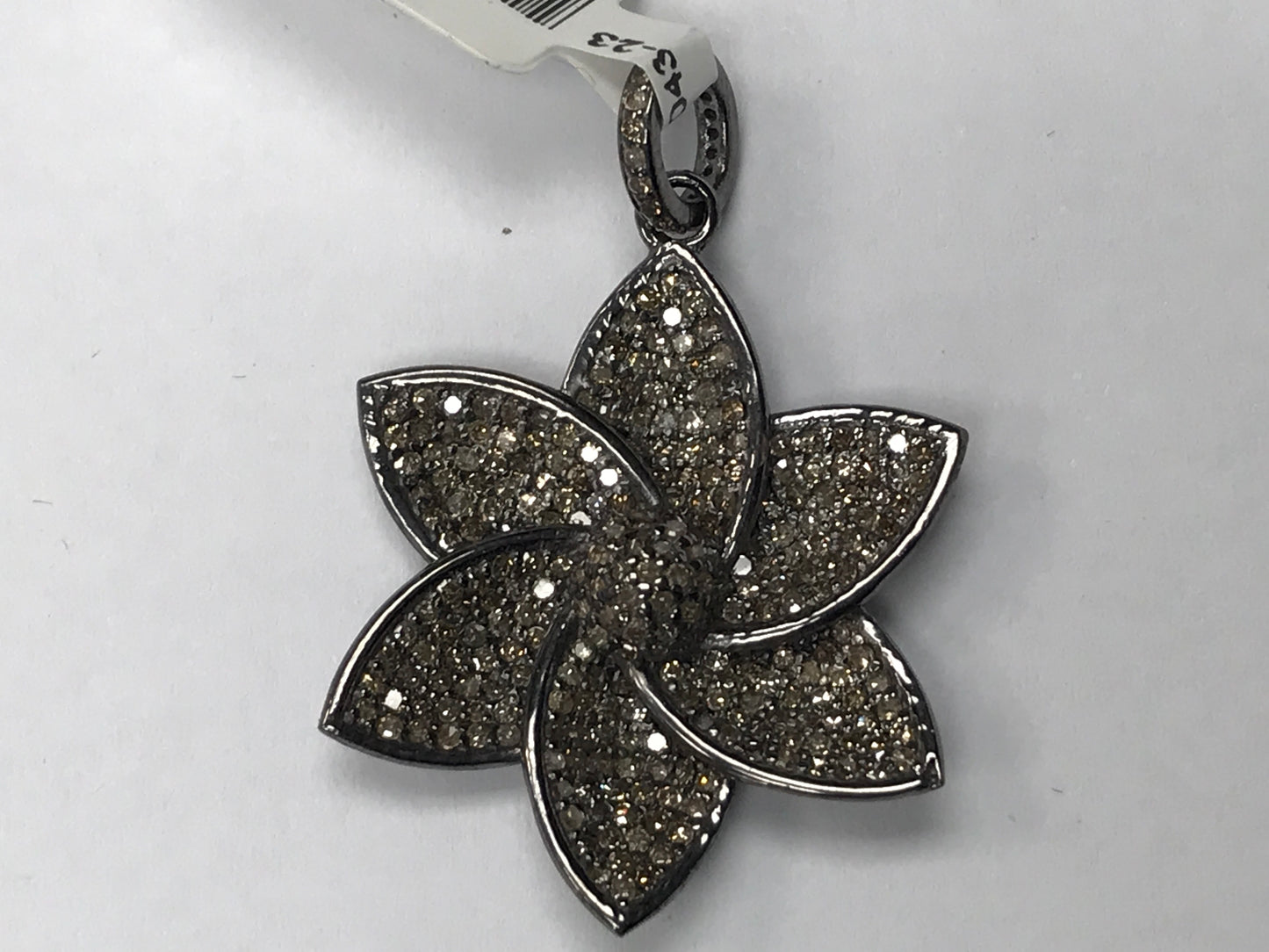 Flower Shape Diamond Pendants Charms Approx 30 x 30 mm