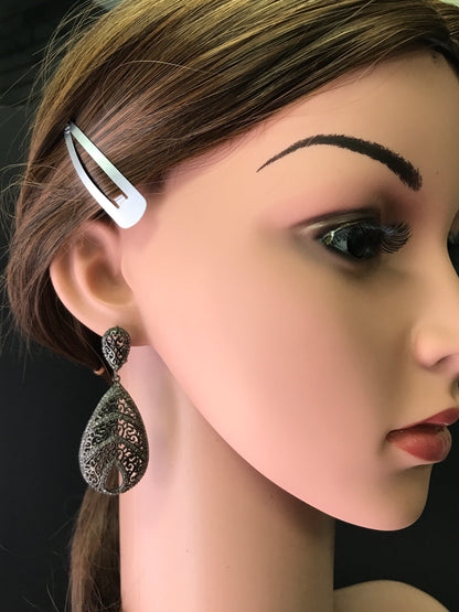 Droplet Shape Diamond Earring