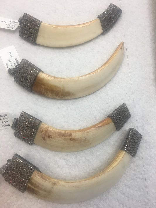 Horn Diamond Pendants