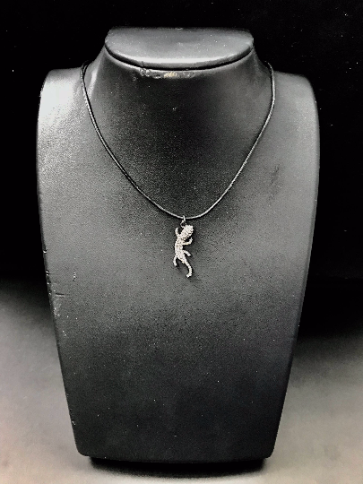 Diamond  Lizard Diamond Pendant, Pave Diamond Pendant, Lizard Necklace, Approx 27 x 9mm. Sterling Silver